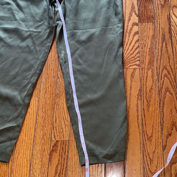Loft olive green soft pleated draped slacks casual pants new with tags size 6 - Picture 14 of 14